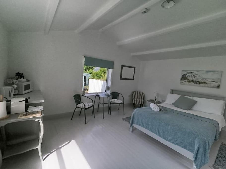 Under The Eaves Apartamento Kilcar Exterior foto
